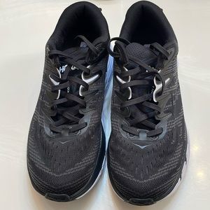 Women HoKA Gaviota in black